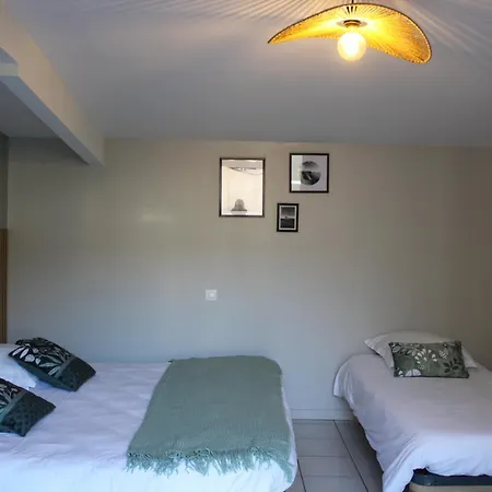 D'hotes Le Domaine De La Marniere Bed and breakfast