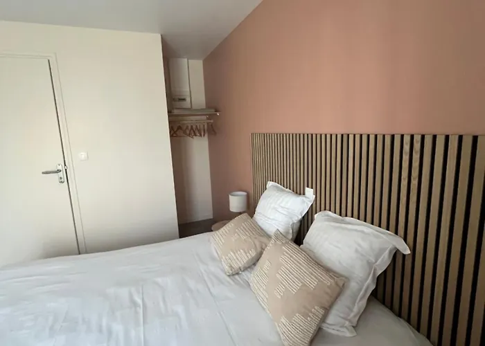 D'hôtes Le Domaine De La Marnière Couette-café 3*