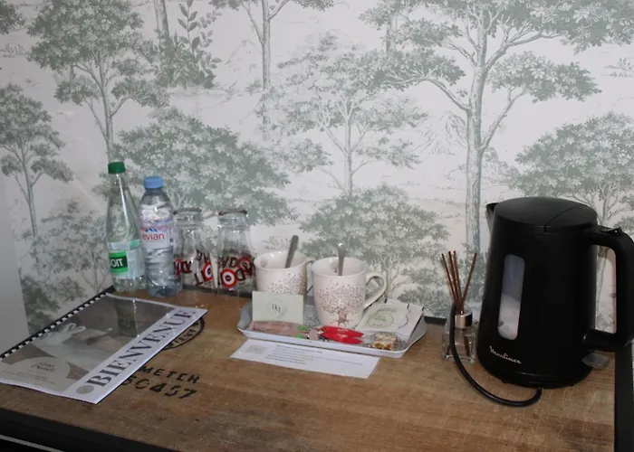 D'hôtes Le Domaine De La Marnière Couette-café 3*