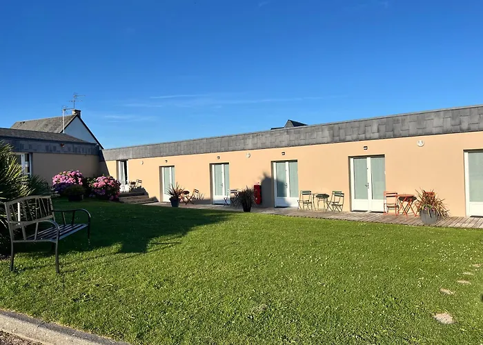 D'hotes Le Domaine De La Marniere